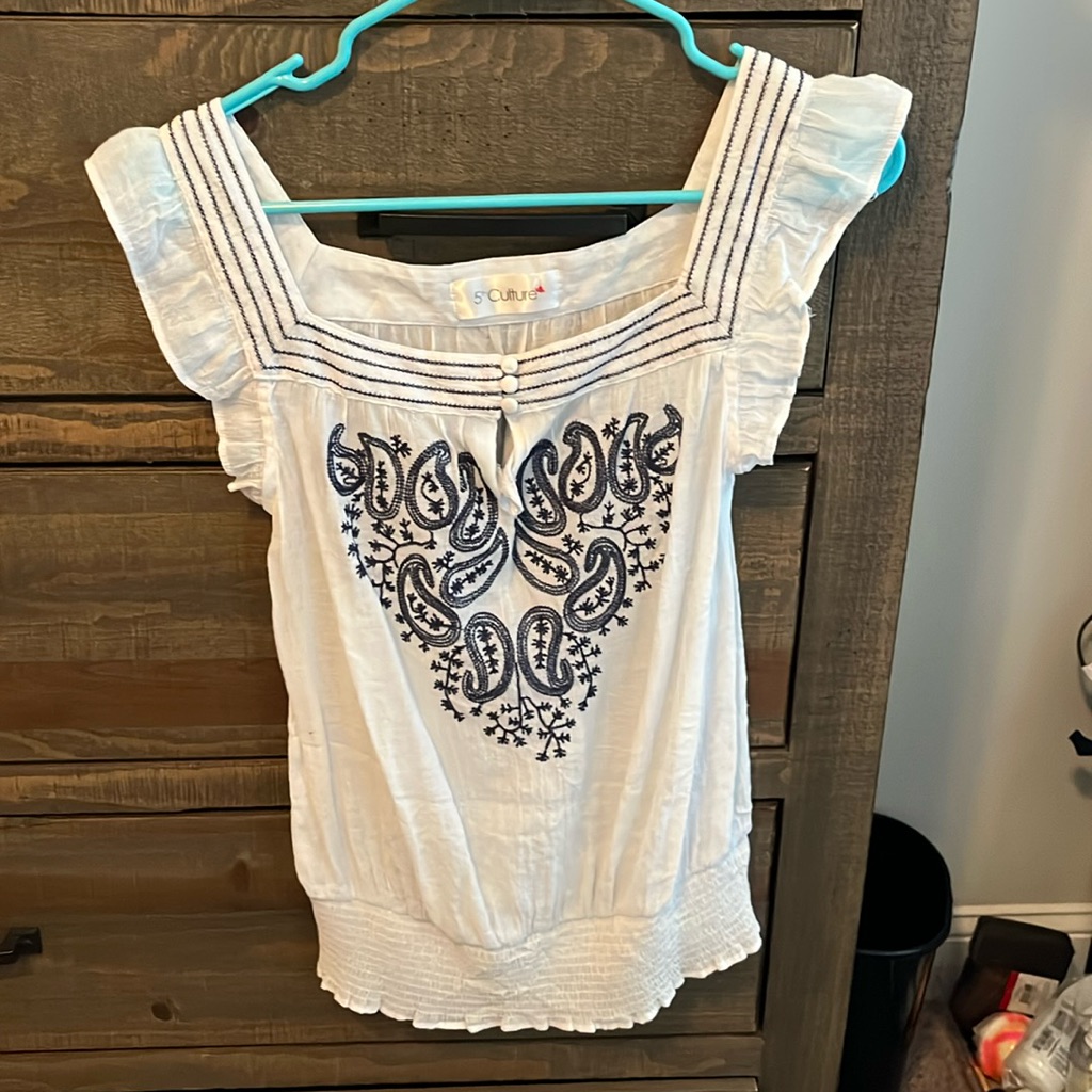 Small Blouse